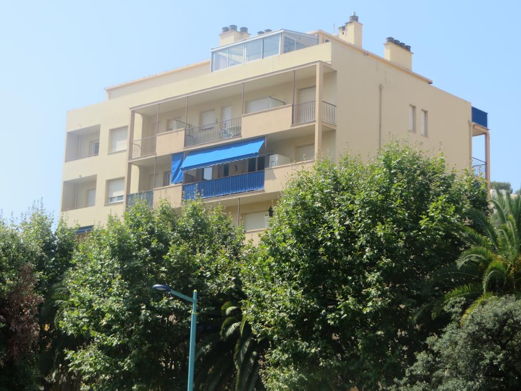 Appartement Le Valmont ม็องตง ภายนอก รูปภาพ